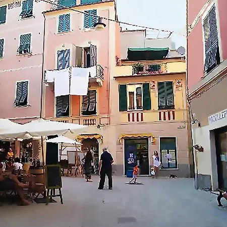 20 Apartment *